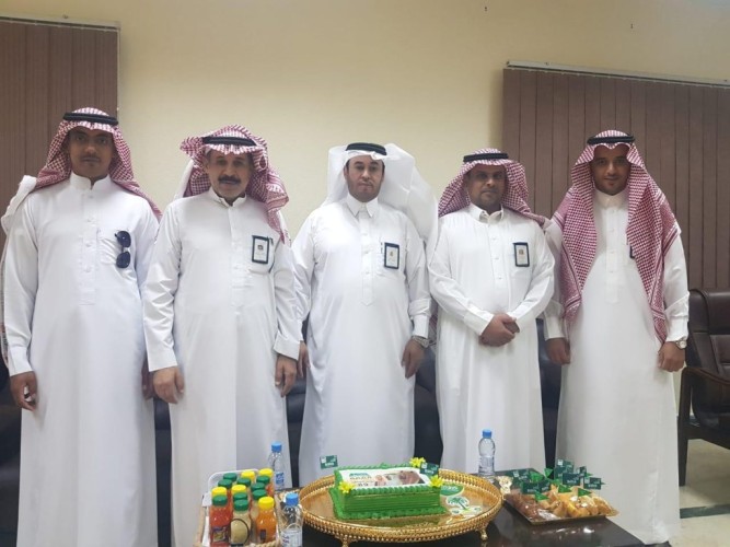 وحدة الخدمات المساندة ببريدة يقيمون إحتفاليه بمناسبة اليوم الوطني المجيد 89
