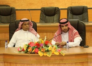 فريق الكلى التطوعي في مستشفى الملك خالد بحائل يدشن فعاليات اليوم العالمي للبصر: فريق الكلى التطوعي في مستشفى الملك خالد بحائل يدشن فعاليات اليوم العالمي للبصر: