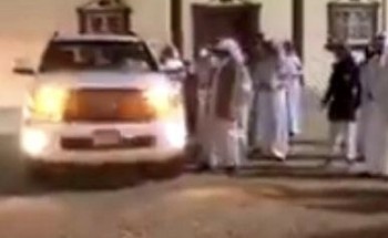 مواطنون بـ”نجران ” يودعون مقيم مصري بإهدائه سيارة “سيكويا “!