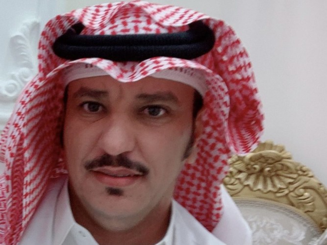 رجل الأعمال “مساعد بن خلف القلادي”يهني مقادم خادم الحرمين وولي العهد بمناسبة عيد الفطر المبارك
