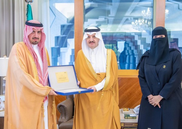أمير الشرقية يطلع على أعمال ومنجزات جمعية “ترابط” لرعاية المرضى