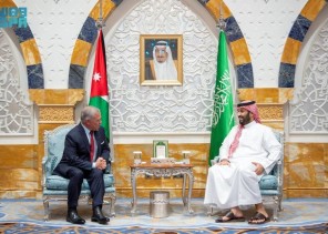 ولي العهد والملك عبدالله الثاني يشددان على خطورة استهداف المنشآت الحيوية والمدنية في المنطقة ولي العهد والملك عبدالله الثاني يشددان على خطورة استهداف المنشآت الحيوية والمدنية في المنطقة