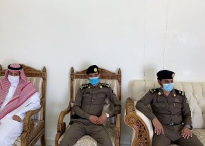 محافظ الحائط ينقل تعازي أمير منطقة حائل ونائبه لأسرة ضحايا حادث طريق (الحائط -الشويمس) محافظ الحائط ينقل تعازي أمير منطقة حائل ونائبه لأسرة ضحايا حادث طريق (الحائط -الشويمس)