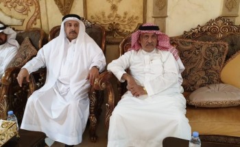ديوانية ابراهيم امجد تحتفل بالزمزمي بمناسبة التمديد له من قبل وزير الحج