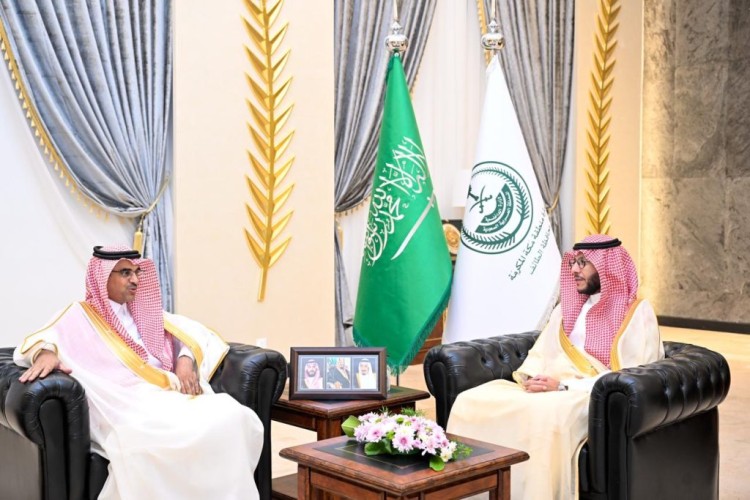 سمو محافظ الطائف يلتقي بمدير التعليم ويستعرض خطة الاستعداد للعام الدراسي الجديد