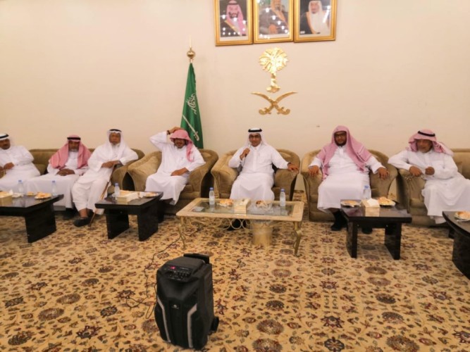 لتفعيل دور المجتمع المحلي،والخيري.محافظ العلا المكلف يستقبل فريق تزاور التطوعي.