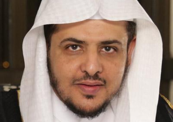 حكم تعليق الصور الفوتوغرافية للأحياء والأموات؟ .. المصلح يوضح! – فيديو حكم تعليق الصور الفوتوغرافية للأحياء والأموات؟ .. المصلح يوضح! – فيديو