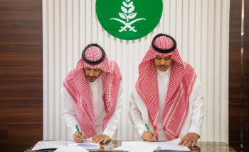 “البيئة والمياه” توقع اتفاقية تعاون بيئية مع شركة الصفوة “البيئة والمياه” توقع اتفاقية تعاون بيئية مع شركة الصفوة