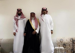 الشمري يشكر وزير الحرس الوطني على نجاح عملية زراعة الكلي بالحرس الوطني الشمري يشكر وزير الحرس الوطني على نجاح عملية زراعة الكلي بالحرس الوطني