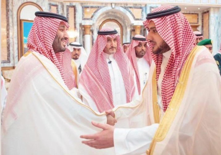 محمد بن فيصل يحصل على الدكتوراة في القانون مع مرتبة الشرف