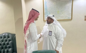 رئيس مركز العالية يستقبل رئيس البلدية الجديد المهندس يحيى بن علي الشافعي رئيس مركز العالية يستقبل رئيس البلدية الجديد المهندس يحيى بن علي الشافعي