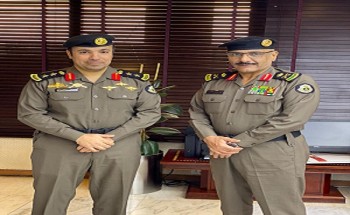 بعد صدور الأمر الملكي الكريم بترقيته إلى رتبة عقيد.. مدير شرطة الرياض يقلد التويجري رتبته الجديدة بعد صدور الأمر الملكي الكريم بترقيته إلى رتبة عقيد.. مدير شرطة الرياض يقلد التويجري رتبته الجديدة