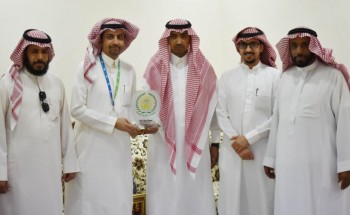 رئيس مجلس جمعية البر الخيرية بالوسعة يستقبل وفد بنك التنمية الاجتماعية