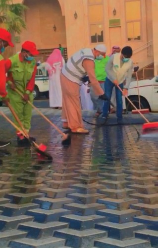 مبادرة لنجعل ارصفتنا اجمل تواصل أعمالها الميدانية في مكة