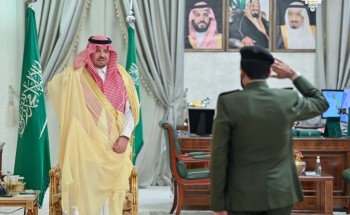 سمو أمير الحدود الشمالية يستقبل مدير السجون المكلف بالمنطقة سمو أمير الحدود الشمالية يستقبل مدير السجون المكلف بالمنطقة
