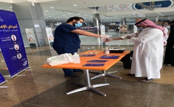صحة حفر الباطن تواصل حملاتها الوقائية في المجمعات التجارية للوقاية من فيروس كورونا