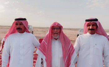 استمرت 3 سنوات في أمريكا .. “عبدي عبدالله الأطرش المظيبري” وأبنائه يحتفلون في النبهانية بتخرج ابنهم الملازم أول “أحمد” من دورات الطيران استمرت 3 سنوات في أمريكا .. “عبدي عبدالله الأطرش المظيبري” وأبنائه يحتفلون في النبهانية بتخرج ابنهم الملازم أول “أحمد” من دورات الطيران