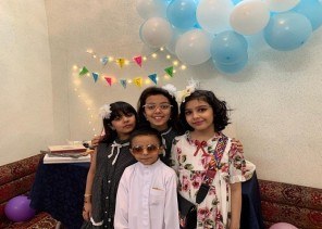أهالي محافظة وداي الدواسر يحتفلون بعيد الفطر على طريقتهم الخاصة أهالي محافظة وداي الدواسر يحتفلون بعيد الفطر على طريقتهم الخاصة
