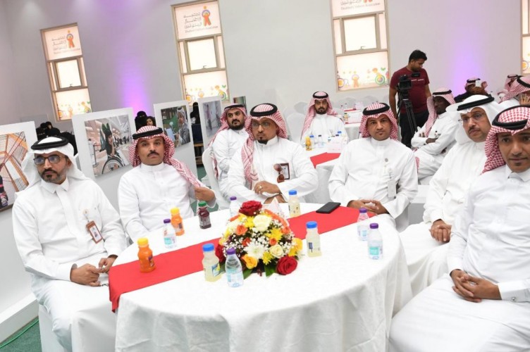 مركز الأطفال المعوقين بجازان يحتفي بختام فعاليات جُدر