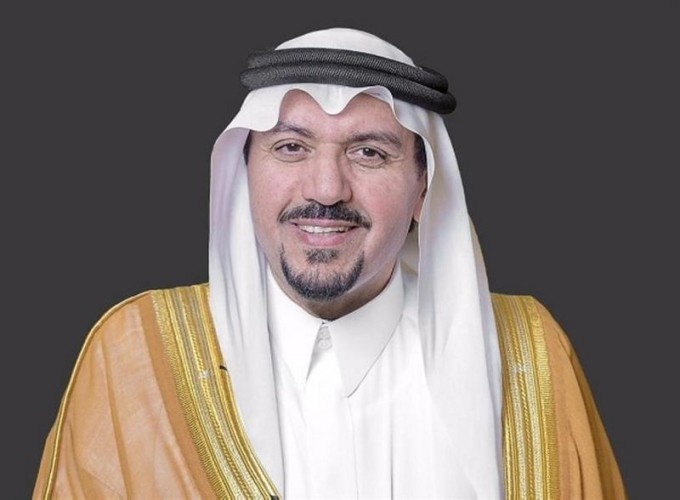 أمير القصيم يستقبل المحافظين ورؤساء المراكز التابعة للمنطقة المهنئين بعيد الفطر المبارك