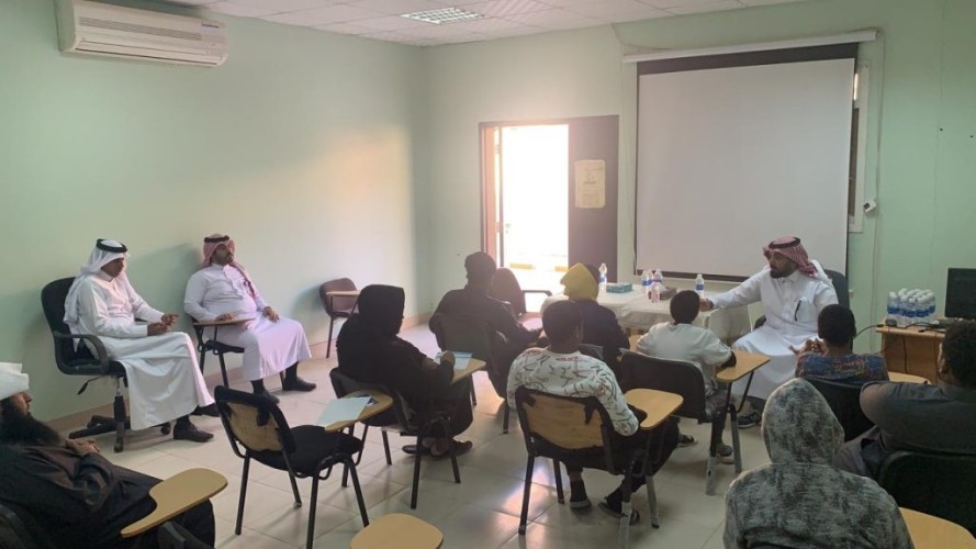 القسم الطبي بدار التوجية بـ”بريدة” ينفذ محاضرة عن أضرار المخدرات والتدخين