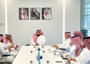 خطوات لرفع كفاءة القطاع الغذائي واستدامته في اجتماع “تجارة حائل” مع القطاع الخاص خطوات لرفع كفاءة القطاع الغذائي واستدامته في اجتماع “تجارة حائل” مع القطاع الخاص