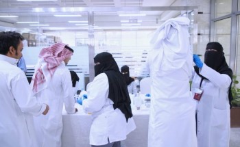 “القاسم ” يدشن حملة التطعيم ضد الانفلونزا الموسمية “القاسم ” يدشن حملة التطعيم ضد الانفلونزا الموسمية