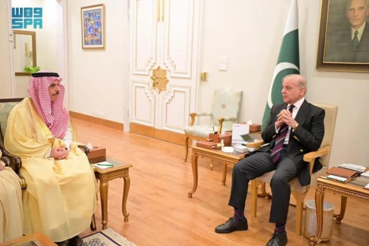 لقاء سعودي باكستاني في إسلام آباد لبحث أمن واستقرار المنطقة