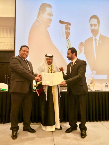 جامعة باي رايدج تمنح الدكتورة الفخرية لـ معتز الانصاري 