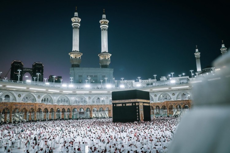 الأولوية لمن لم يحج.. بدء التسجيل لحجاج الداخل لموسم 1447هـ