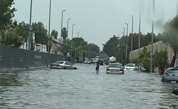 متطوعو “بر جدة” يساندون جهود إنقاذ المحتجزين خلال الحالة المطرية في المحافظة.. متطوعو “بر جدة” يساندون جهود إنقاذ المحتجزين خلال الحالة المطرية في المحافظة..