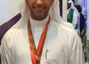 الدكتور ” العويسي ” اليوم الوطني فرصة لإحياء الروح الوطنية و محطة للإعتزاز بتاريخ الوطن و منجزاته الدكتور ” العويسي ” اليوم الوطني فرصة لإحياء الروح الوطنية و محطة للإعتزاز بتاريخ الوطن و منجزاته