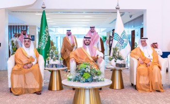 سمو نائب أمير الشرقية يطلع على المشاريع التنموية لأمانة المنطقة سمو نائب أمير الشرقية يطلع على المشاريع التنموية لأمانة المنطقة
