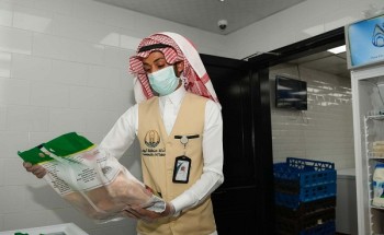 أمانة تبوك تُكثف جولاتها الرقابية في آخر أيام شهر رمضان المبارك وتستعد لعيد الفطر بإجرءات وقائية عالية أمانة تبوك تُكثف جولاتها الرقابية في آخر أيام شهر رمضان المبارك وتستعد لعيد الفطر بإجرءات وقائية عالية