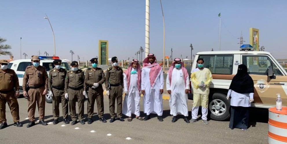 اللجنة الأمنية والصحية تنظم حملة على مدخل مدينة الحليفة السفلى