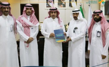 دار الملاحظة الاجتماعية بحائل تُسلّم تقرير الربع الأول للعام 2024 لمدير عام فرع الوزارة ومساعديه للعمل والتنمية دار الملاحظة الاجتماعية بحائل تُسلّم تقرير الربع الأول للعام 2024 لمدير عام فرع الوزارة ومساعديه للعمل والتنمية