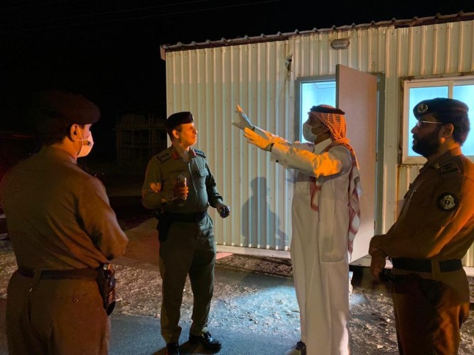 نقطة للفرز الصحي تباشر مهامها بمدخل مركز الحبيل في رجال ألمع