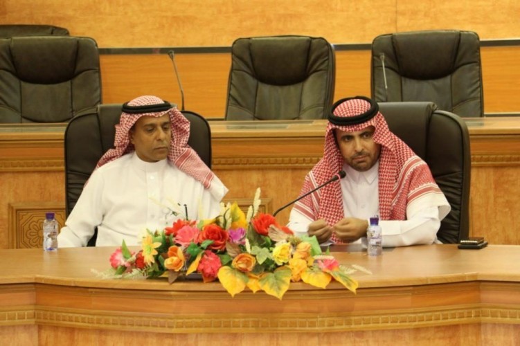 فريق الكلى التطوعي في مستشفى الملك خالد بحائل يدشن فعاليات اليوم العالمي للبصر: