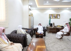 محافظ صامطة يستقبل مدير إدارة المساجد ورئيس وأعضاء جمعية الدعوة  بالمحافظة