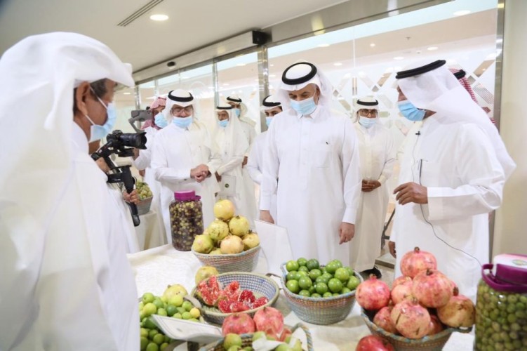 “الفضلي” يدشِّن المرحلة الثانية من مبادرة تأهيل المدرجات الزراعية في الجنوب الغربي من المملكة