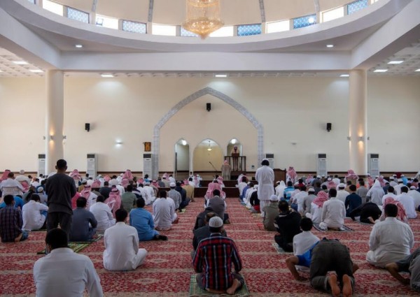 الشؤون الاسلامية تطلق حملة لمتابعة الإجراءات الاحترازية بجوامع الرياض الشؤون الاسلامية تطلق حملة لمتابعة الإجراءات الاحترازية بجوامع الرياض