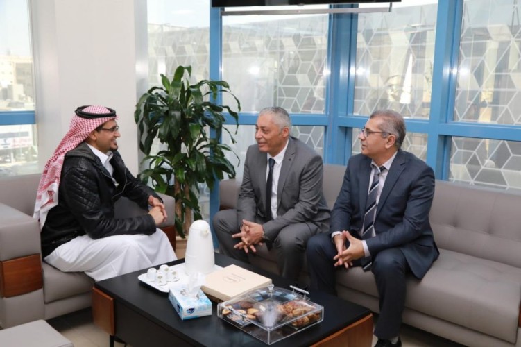 “سعود الطبية” تستقبل مستشاري الرئيس التونسي