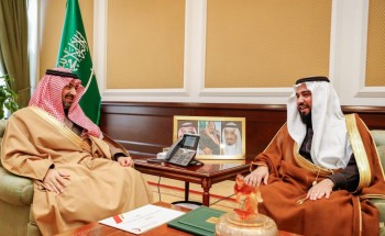نائب أمير تبوك يستقبل مدير فرع هيئة الهلال الأحمر بالمنطقة نائب أمير تبوك يستقبل مدير فرع هيئة الهلال الأحمر بالمنطقة