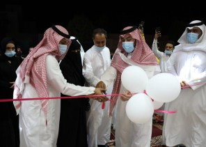 أمين عام الغرفة التجارية بمكة المكرمة : تعزيز روح المبادرة بين أبناء المنطقة و دعم قطاع المنشات الصغيرة و المتوسطة أمين عام الغرفة التجارية بمكة المكرمة : تعزيز روح المبادرة بين أبناء المنطقة و دعم قطاع المنشات الصغيرة و المتوسطة