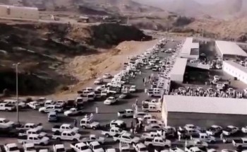 “إمارة عسير” تصدر بيانا حول فيديو ازدحام سوق المواشي.. وتؤكد: قدرنا صغر سن مصور المقطع وحسن نيته