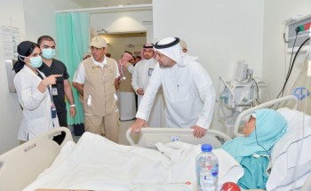 الجلاجل يقف ميدانياً على سير العمل في المنشآت الصحية في محافظة جدة الجلاجل يقف ميدانياً على سير العمل في المنشآت الصحية في محافظة جدة