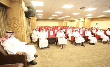 المدير العام لفرع وزارة الشؤون الإسلامية والدعوة والإرشاد بالقصيم يعقد اجتماعاً بمديري الإدارات بالمحافظات التابعة للفرع