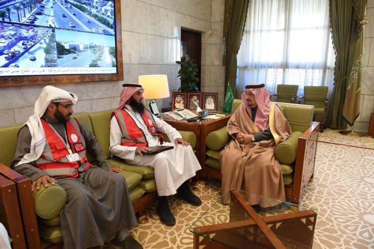 سمو أمير منطقة الرياض يستقبل رئيس مجلس إدارة جمعية إنجاد للبحث والإنقاذ