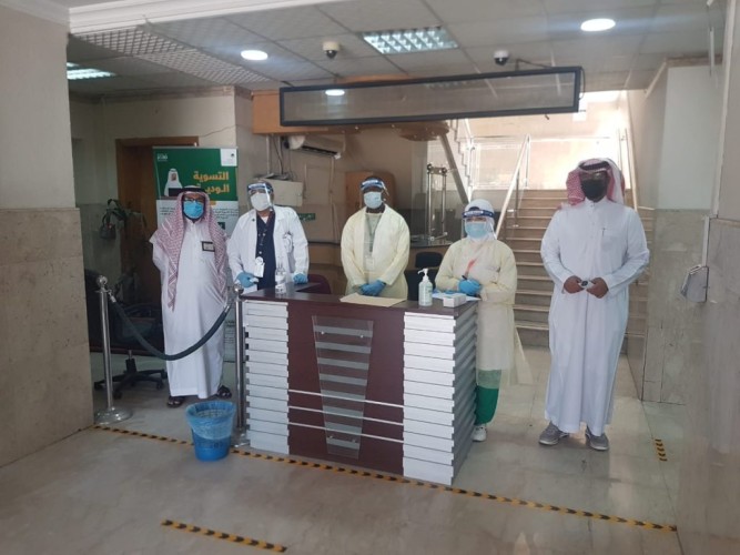 منسوبي ومنسوبات عمل الخبر يعودون للعمل بمعايير و إجراءات احترازية