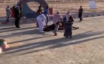بالفيديو.. نفوق حصان في ميدان سباق الفروسية بسكاكا